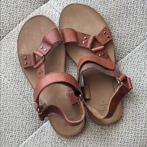 Zara Tan Men’s Sandals with Straps ( Zara Size 40 / 7.5 )